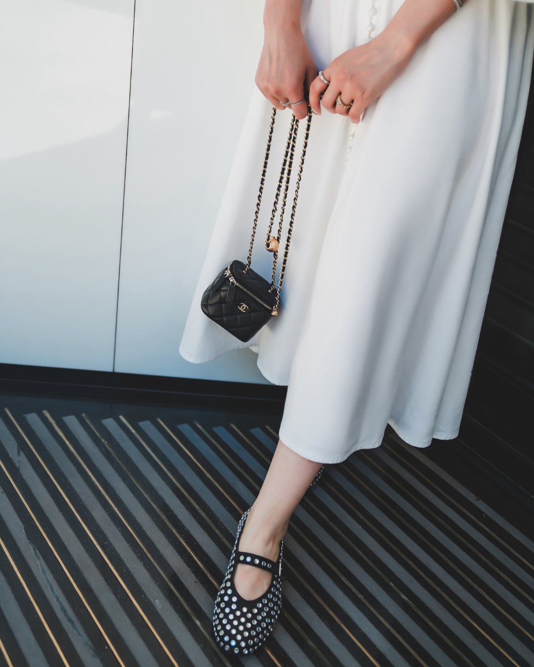 GÖKNUR ARSLAN SWAN DRESS